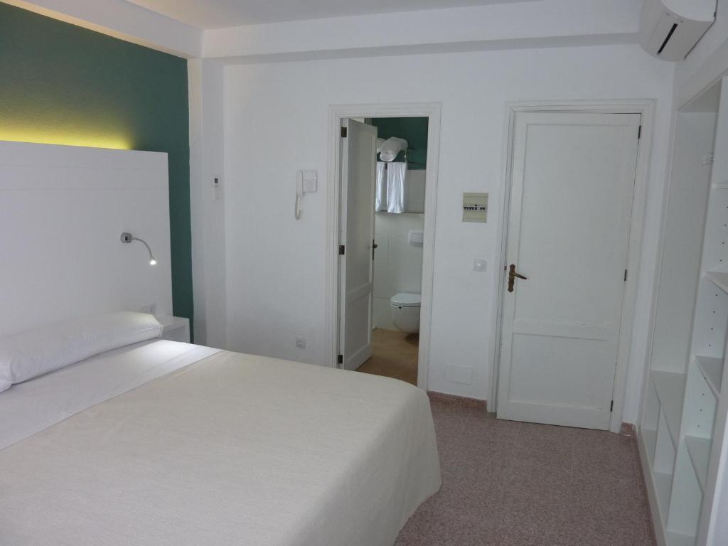 Hotel Sa Roqueta Can Picafort Adults Only Quarto foto